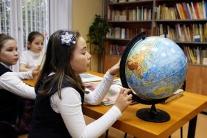 65 университетских кафедр ЮНЕСКО и 369 ассоциированных школ работают в России