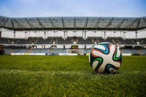 С 2021 года в российских школах будут проходить уроки футбола