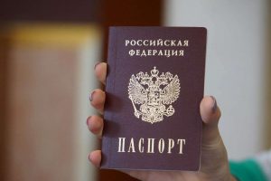 rossijskie-shkolniki-smogut-popast-v-kino-tolko-po-pasportu