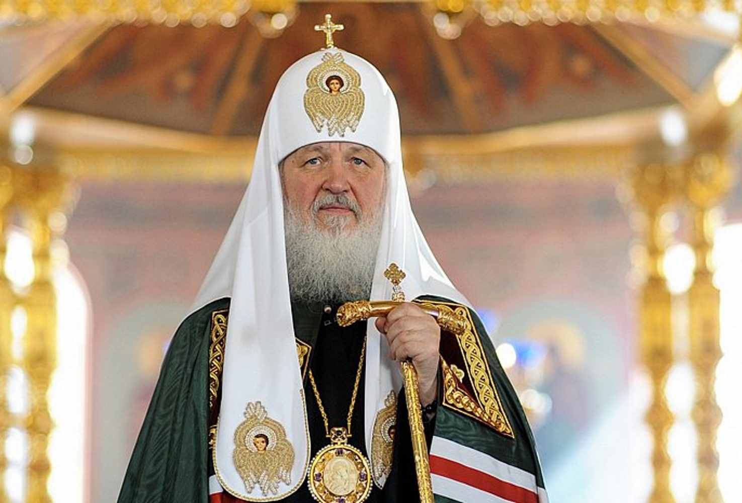 patriarh-kirill-prizval-uchitelej-ne-ispolzovat-molodezhnyj-sleng-na-zanyatiyah